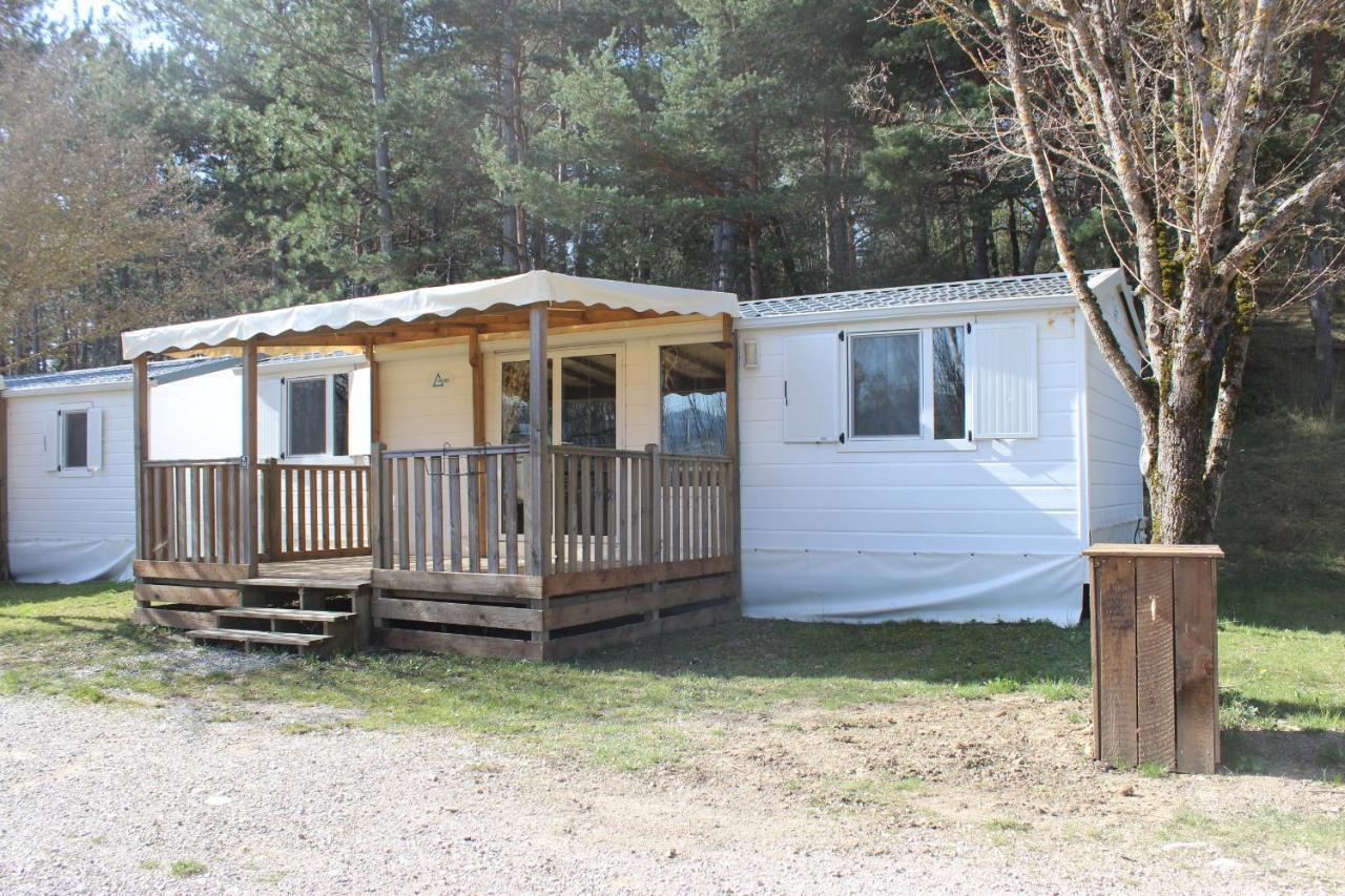 Camping Le Couriou Recoubeau-Jansac Εξωτερικό φωτογραφία