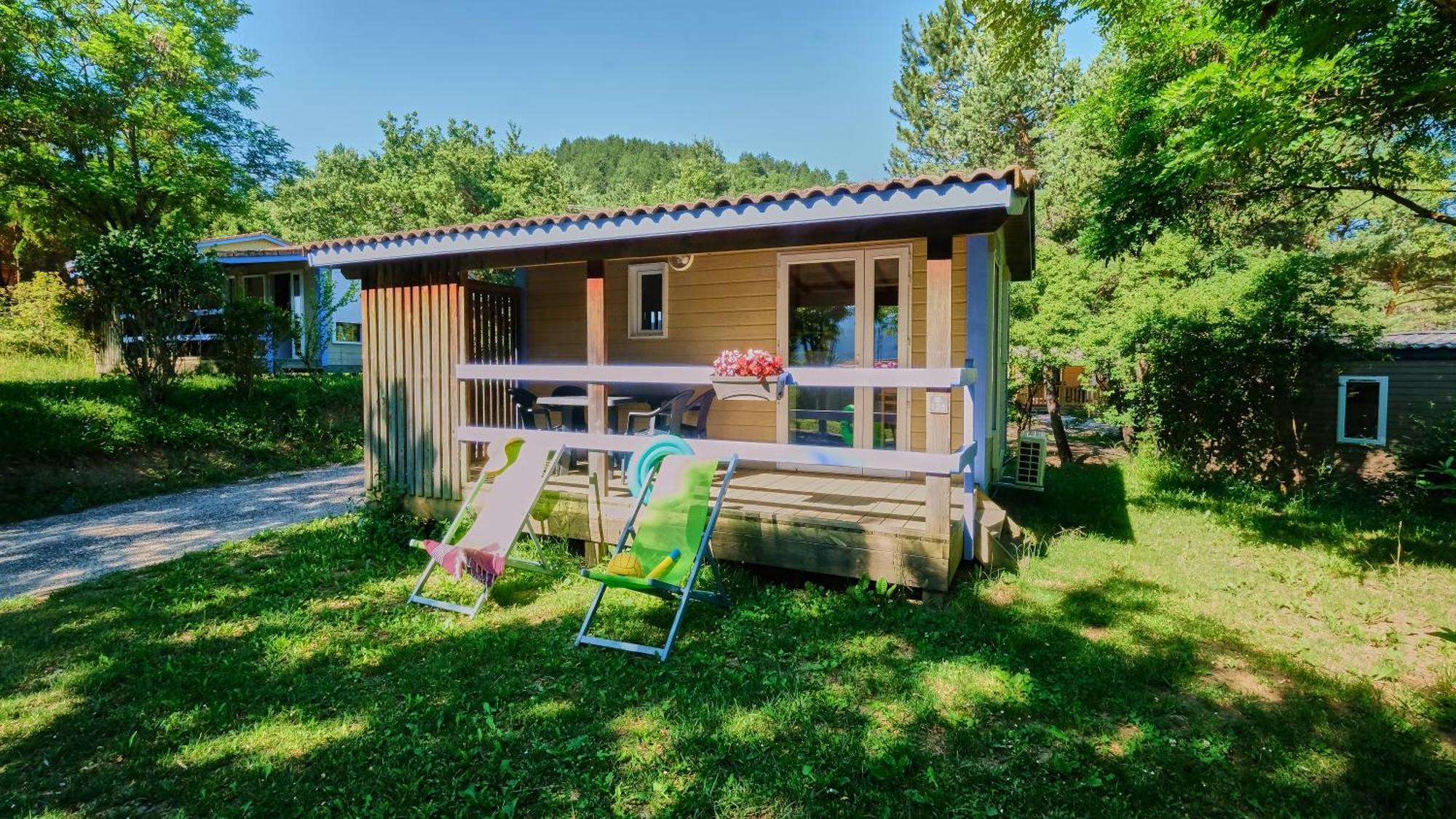 Camping Le Couriou Recoubeau-Jansac Εξωτερικό φωτογραφία