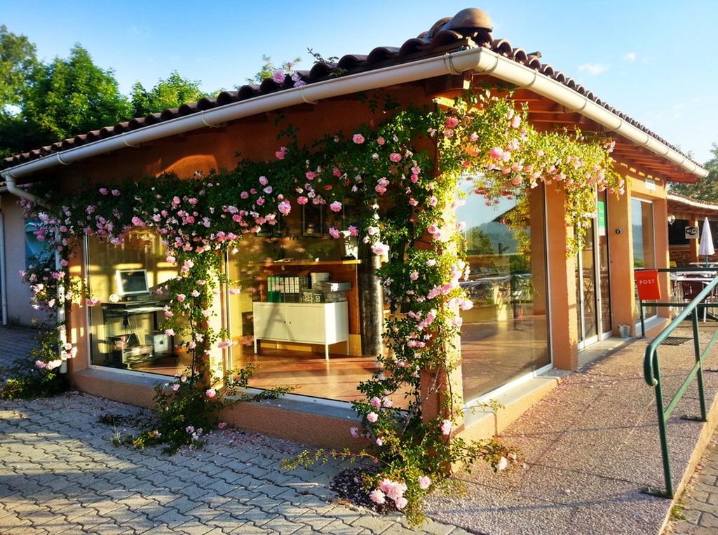 Camping Le Couriou Recoubeau-Jansac Εξωτερικό φωτογραφία